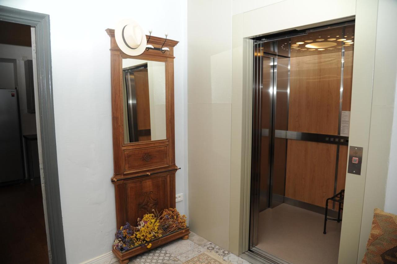Apartmán Classic France Double For Larger Groups Or Extended Families - Ac, Elevtor, 2 Appts Joined By A Common Indoor Patio Limoux Exteriér fotografie